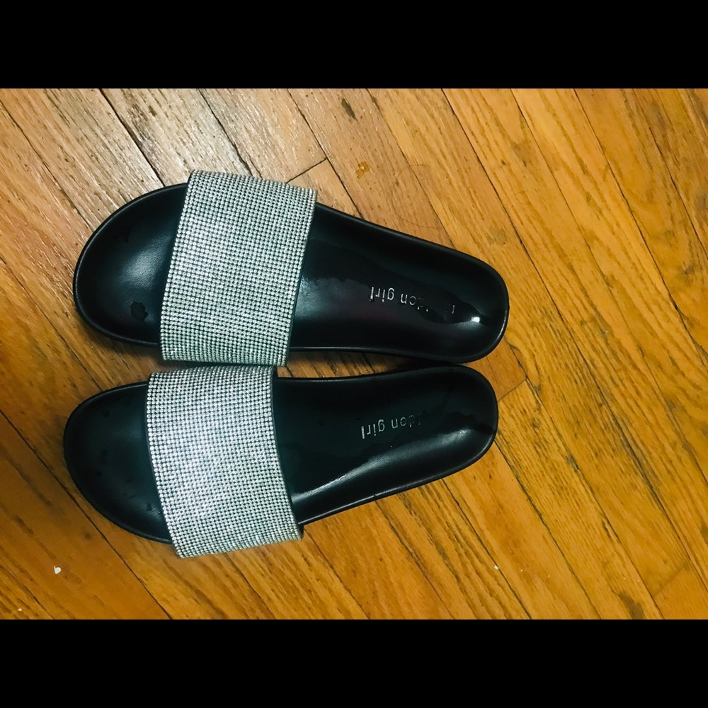 Madden girl slipper